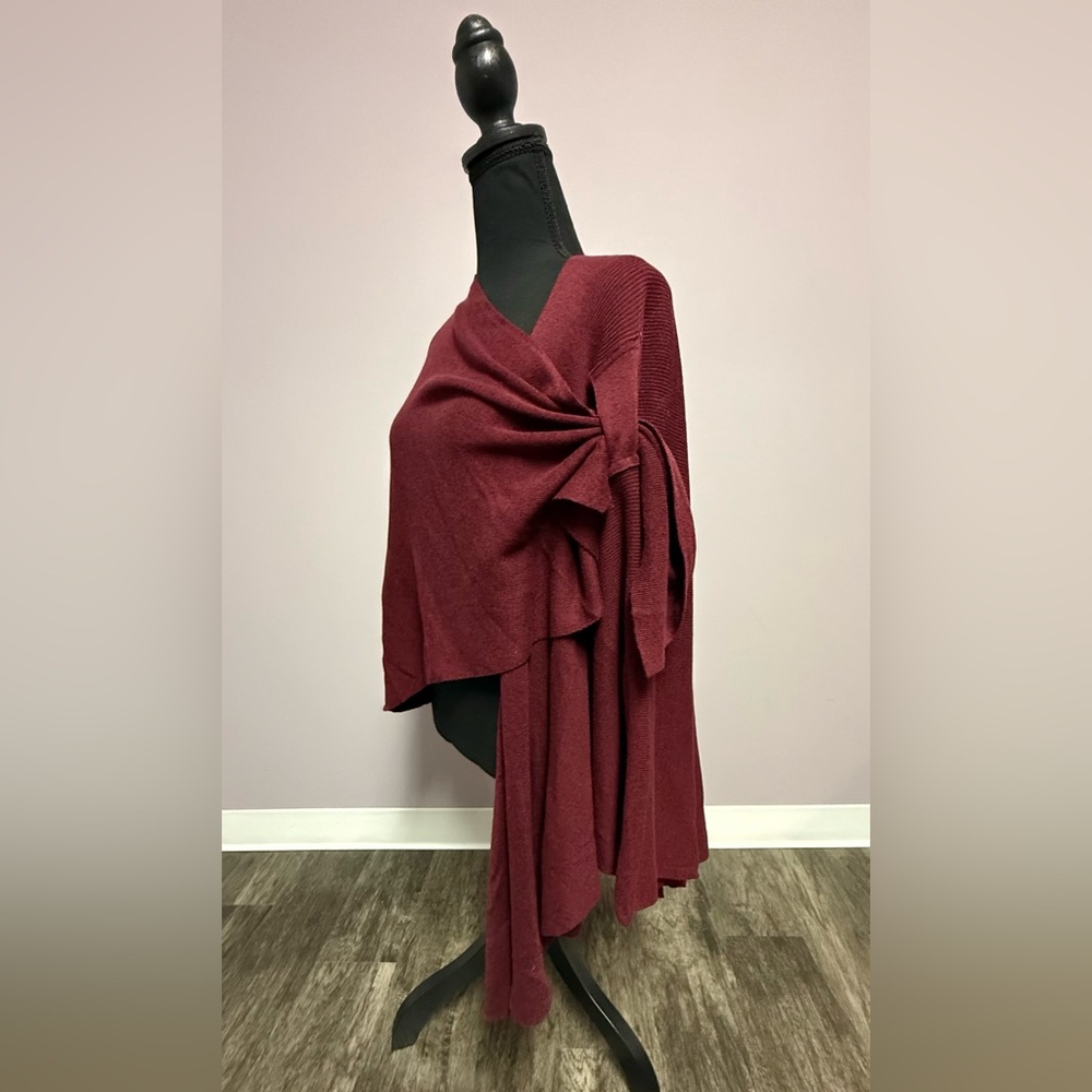 NWT Parkhurst RUANA Wrap CANADA Scarf SHAWL - Picture 11 of 12